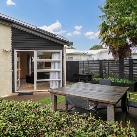 Sunny, Quiet, 2-Bedroom Unit In Fabulous Location! Cambridge Exterior foto
